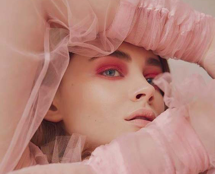 Seda Demir Beauty, Seda Demir, Tüm Vücut Lazer, 6 Bölge Lazer, 1 Bölge Lazer, Komple Ağda, Pop Lifting, Microblading, Kaş Kontürü, Kaş Gölgelendirme, Dudak Renklendirme, Dipliner, Kaş Silme, Saç Mezoterapisi, Porselen Makyaj, İpek Kirpik, Kirpik Lifting, Kaş Alımı, Jel Güçlendirme ve Kalıcı Oje, Protez Tırnak, Medikal Manikür, Medikal Pedikür, Manikür, Pedikür, Batık Tırnak Tedavisi